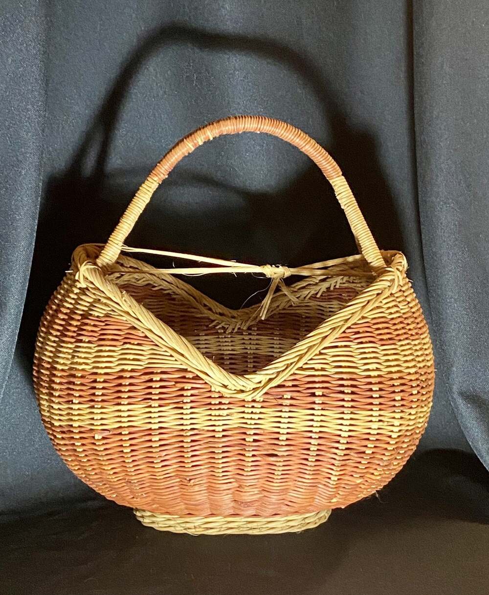VIntage Wicker Buttocks Gondola Basket Red Stripes Split Handle - GORGEOUS!